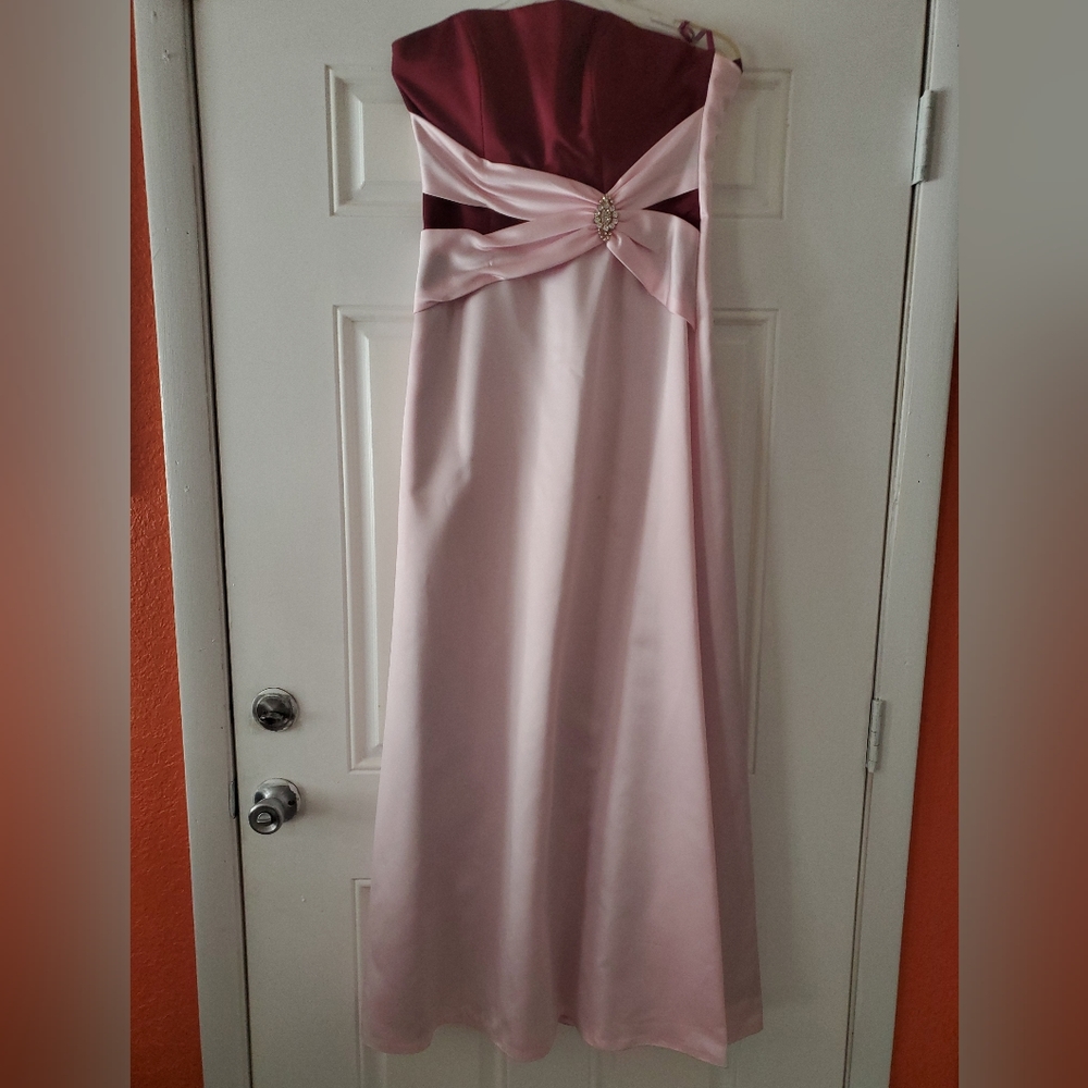 Beautiful pink and burgundy dress